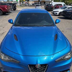 2018 ALFA Romeo GIULIA QUADRIFOGLIO — миниатюра 15