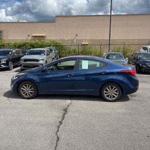 صورة 3 لـ 2015 Hyundai ELANTRA SE