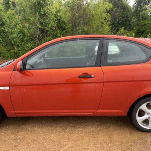 HYUNDAI ACCENT SE - 4