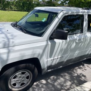 Jeep Patriot Base - 2
