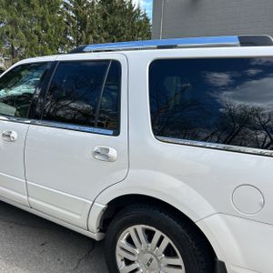 LINCOLN NAVIGATOR BASE - 6