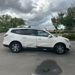 CHEVROLET TRAVERSE LT - 6