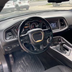 2015 Dodge CHALLENGER SXT — миниатюра 35