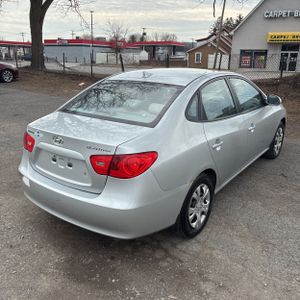 HYUNDAI ELANTRA GLS - 8