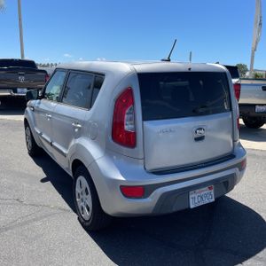 KIA SOUL BASE - 5