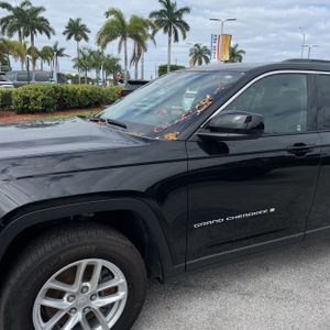 JEEP GRAND CHEROKEE L LAREDO - 2