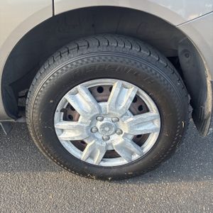 2011 Nissan ROGUE S — миниатюра 18