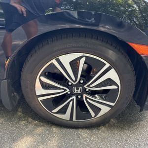 2016 Honda CIVIC EX-L — миниатюра 20