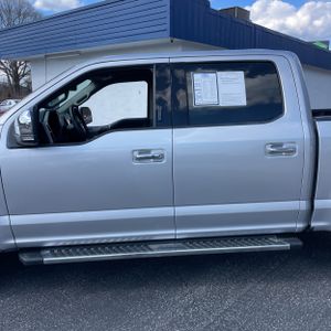 FORD F-150 LARIAT - 4