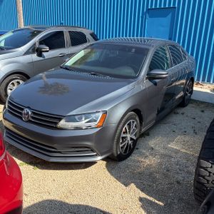 VOLKSWAGEN JETTA 1.4T SE - 1