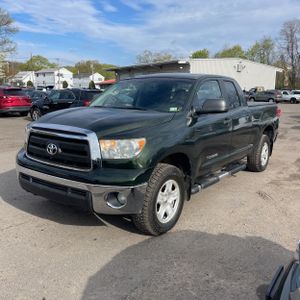 TOYOTA TUNDRA - 1