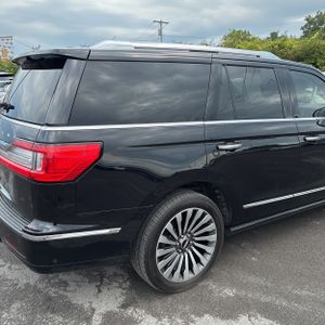 2019 Lincoln NAVIGATOR RESERVE — фото 9