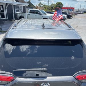 2019 Toyota RAV4 XLE PREMIUM — фото 16