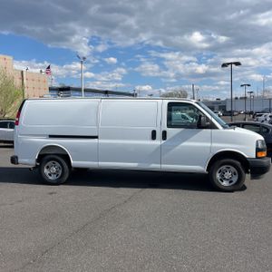 CHEVROLET EXPRESS CARGO RWD 2500 EXTENDED WHEELBASE WT - 10