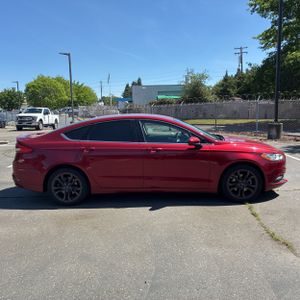 FORD FUSION SE - 10