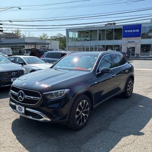 2025 Mercedes-BENZ GLC 照片 1