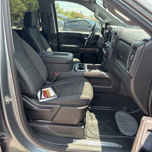 2019 Chevrolet SILVERADO 1500 RST 缩略图 37