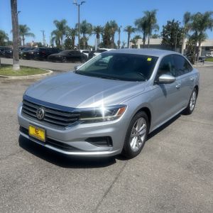 2021 Volkswagen PASSAT S 照片 1