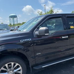 2017 FORD F-150 XLT — фото 2
