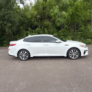 KIA OPTIMA S - 10