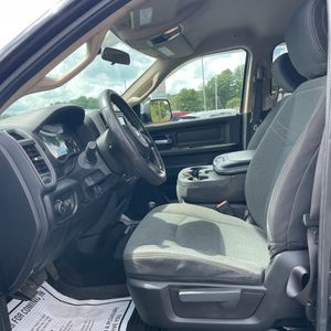 صورة مصغرة 35 لـ 2019 RAM 2500 TRADESMAN
