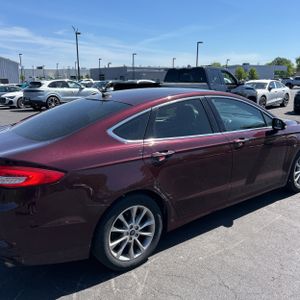 FORD FUSION SE - 9