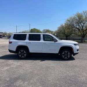 JEEP WAGONEER SERIES III - 10