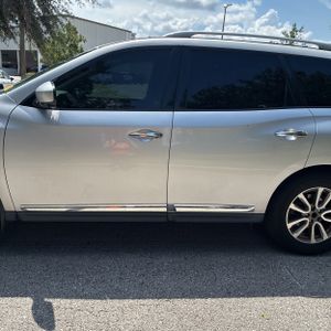 2015 Nissan PATHFINDER SL 照片 4