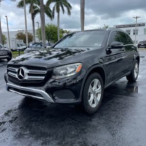 Mercedes-Benz GLC 300 - 1