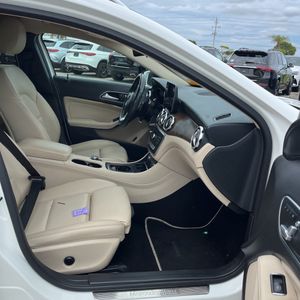 2019 Mercedes-BENZ GLA 缩略图 33