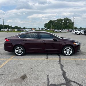 FORD FUSION SE - 10