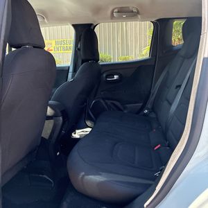 صورة مصغرة 34 لـ 2020 JEEP RENEGADE LATITUDE