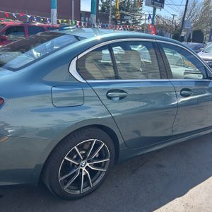 BMW 330I XDRIVE - 9