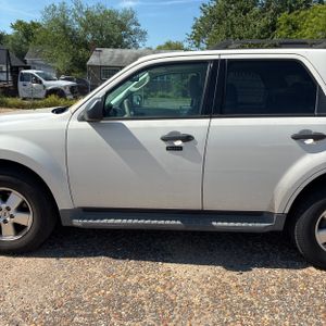 FORD ESCAPE XLT - 4