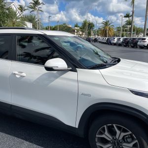 صورة مصغرة 13 لـ 2023 KIA SELTOS EX