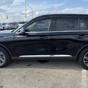 LINCOLN AVIATOR LIVERY - 4