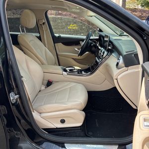 2016 Mercedes-BENZ GLC photo 33