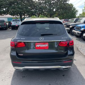 MERCEDES-BENZ GLC - 7