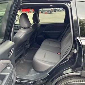 2025 Subaru FORESTER PREMIUM — миниатюра 34