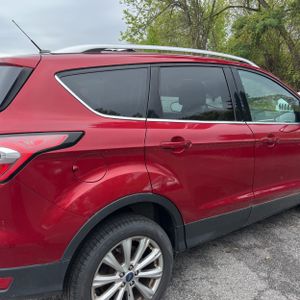 FORD ESCAPE TITANIUM - 8