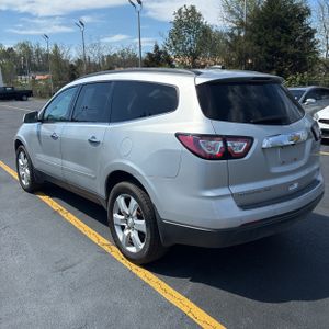 CHEVROLET TRAVERSE LT - 5