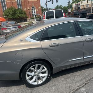 صورة 9 لـ 2019 Chevrolet IMPALA PREMIER