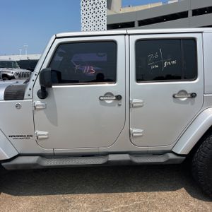2012 JEEP WRANGLER UNLIMITED SAHARA — фото 4