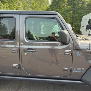 صورة مصغرة 64 لـ 2024 JEEP WRANGLER 4XE WILLYS