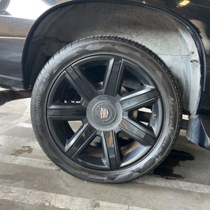 صورة مصغرة 19 لـ 2005 Cadillac ESCALADE ESV BASE