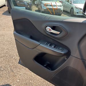 صورة مصغرة 58 لـ 2016 JEEP CHEROKEE LATITUDE
