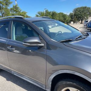 صورة مصغرة 13 لـ 2014 Toyota RAV4 XLE