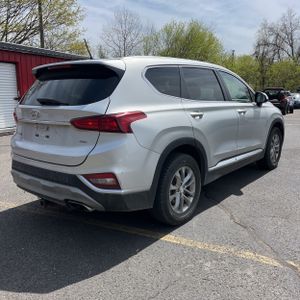 HYUNDAI SANTA FE SE 2.4L - 8