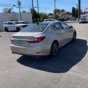 2018 Lexus ES 350 BASE — фото 8