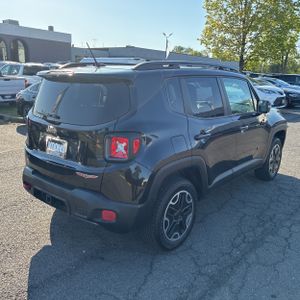 JEEP RENEGADE TRAILHAWK - 8